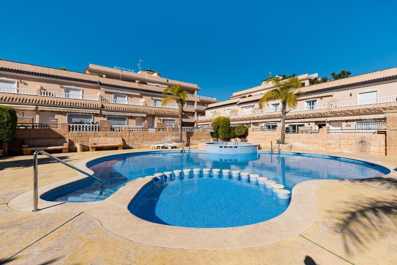 Bungalow La Zenia Cerca De La Playa Oriola  Exterior foto