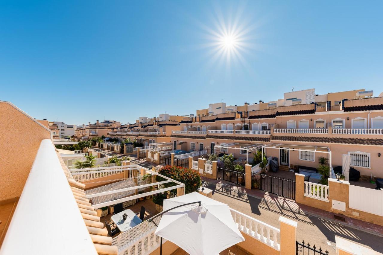 Bungalow La Zenia Cerca De La Playa Oriola  Exterior foto