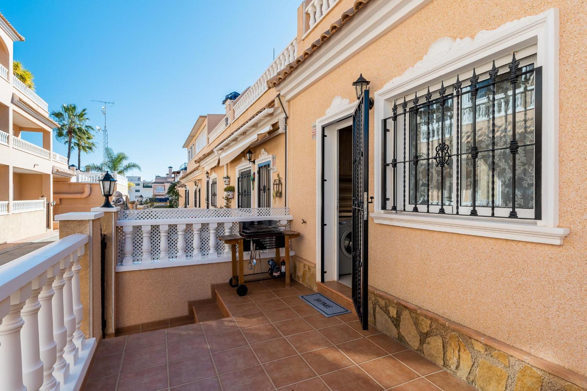 Bungalow La Zenia Cerca De La Playa Oriola  Exterior foto